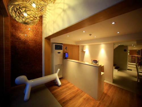 Bed & Breakfast Silom One