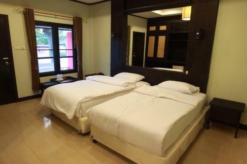 Nice Shot Resort