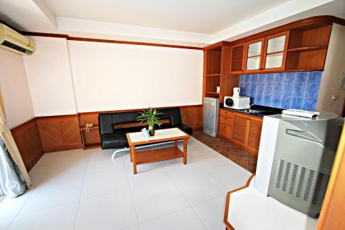 Hotel Lek Villa