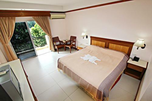 Hotel Lek Villa