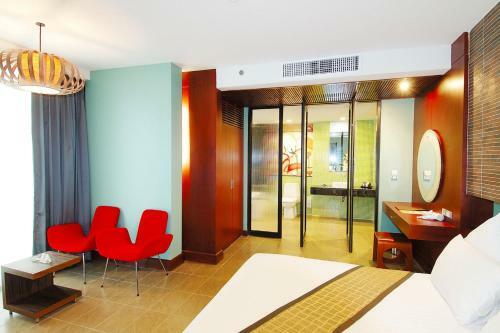 Long Beach Garden Hotel & Spa