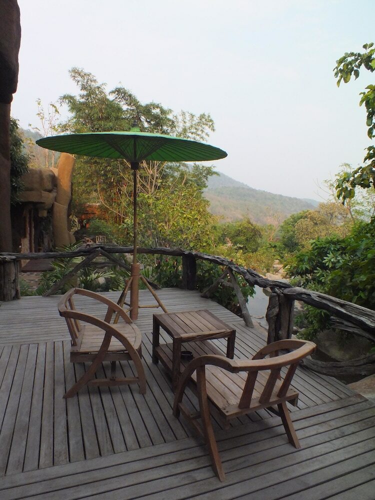 Hotel Bura Resort Chiang Rai