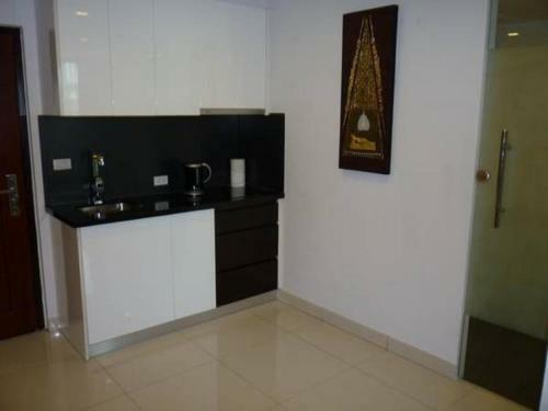Park Royal 3 Apartment
