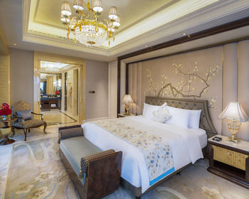 Hotel Wanda Reign Wuhan