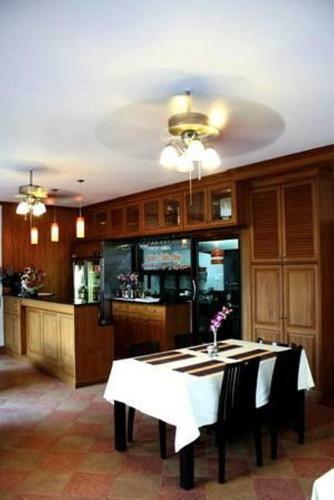 Hotel Selina Place