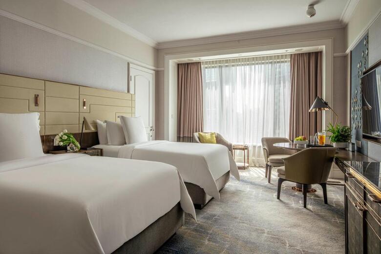 Hotel Four Seasons (de Lujo)