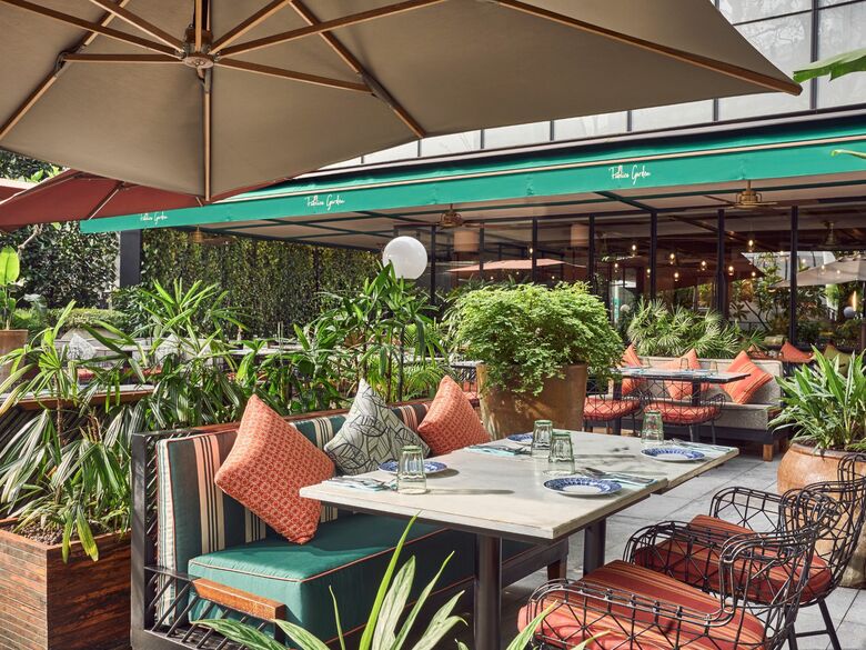 Gallery Hotel