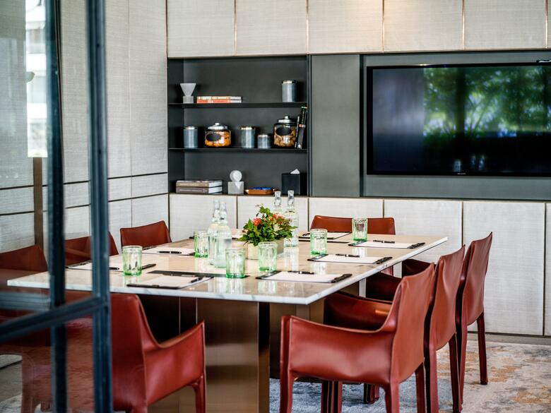 Gallery Hotel