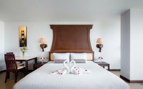 Aiyara Grand Hotel