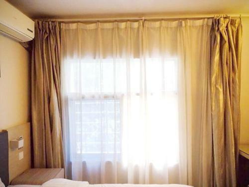 Hotel Hanting Express Xi'an Jiaotong University Branch