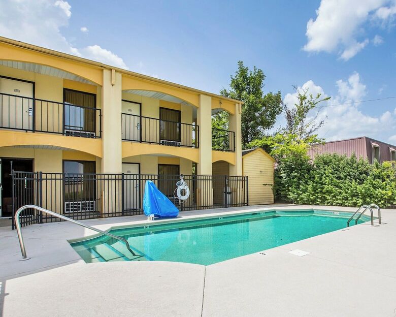 Hotel Econo Lodge