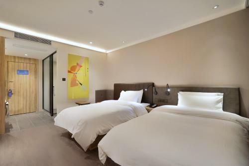 Hotel Hanting Express Zhenjiang Dashikou