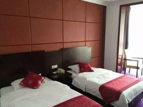 Yangshuo Park Hotel