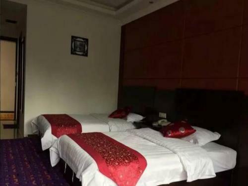 Yangshuo Park Hotel