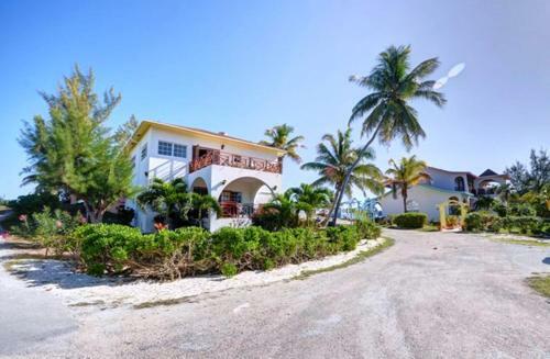 Hotel Unique Village