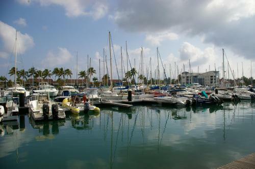 Apartamento Lelagon Vue Mer, Pieds Dans L'eau