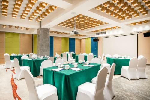 Hotel Holiday Inn Express Dujiangyan Ancient City