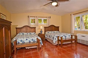 Posada Casa Isle�a Inn