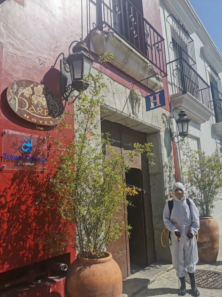 Hotel De La Parra