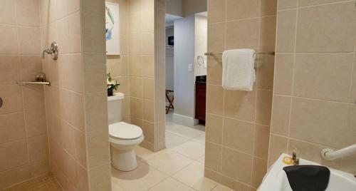 Apartamentos Suites At Divi Little Bay Beach Resort