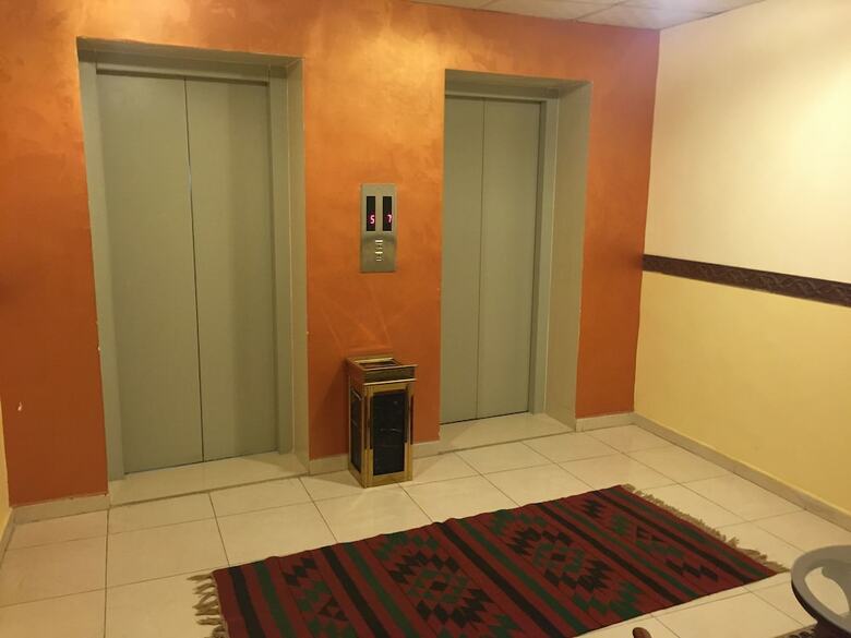 Zaina Plaza Hotel