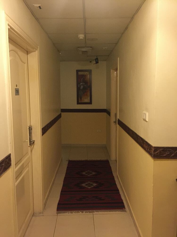 Zaina Plaza Hotel