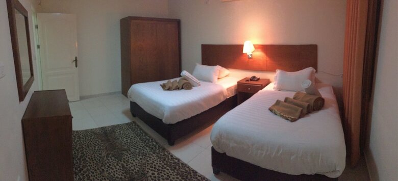 Zaina Plaza Hotel