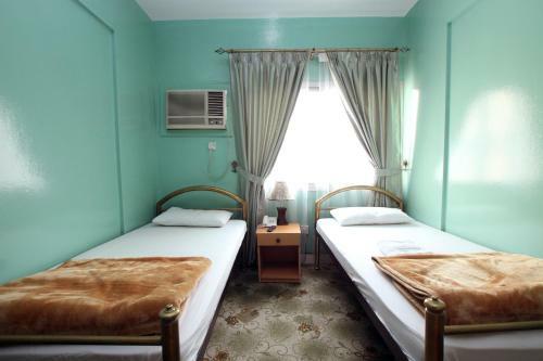Zaineast Hotel