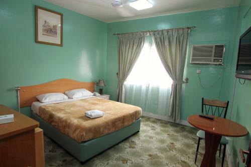 Zaineast Hotel