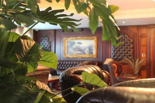 Tourist Hotel