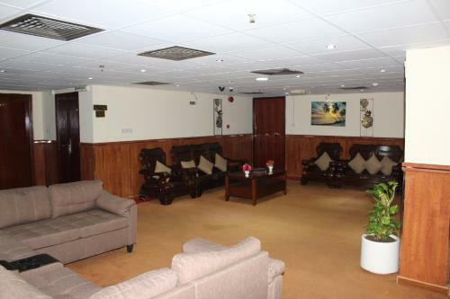 Grand Nova Hotel