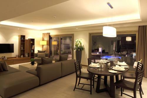 Hotel Dana Beach Resort