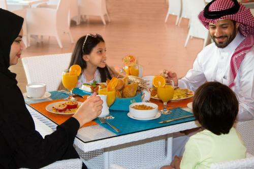 Hotel Dana Beach Resort