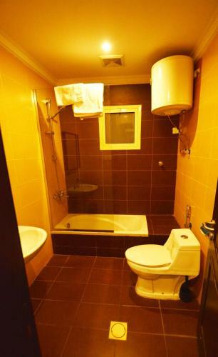 Vitoria Hotel Apartments (families Only)