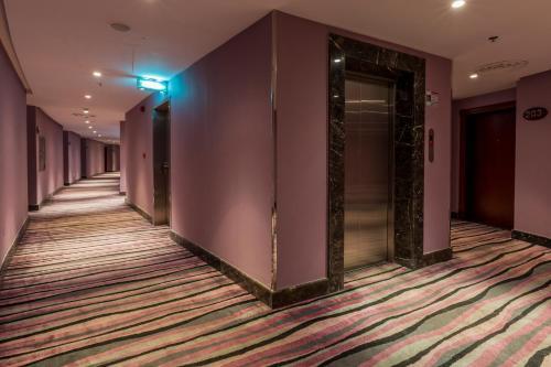 Grand Mayral Hotel