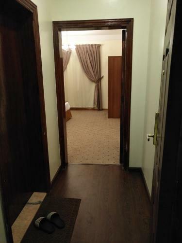 Apartamento Crown Glory Hotel Suites