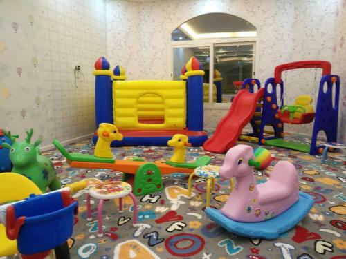 Apartamento Crown Glory Hotel Suites