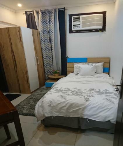 Al Dana Plaza Villas