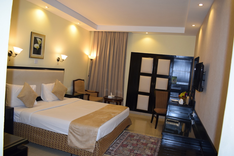 Palm Beach Hotel