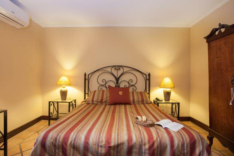 Hotel Los Robles