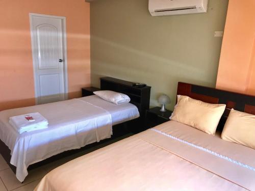 Hostal Villa Garza Inn