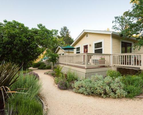 Bed & Breakfast Aurora Park Cottages