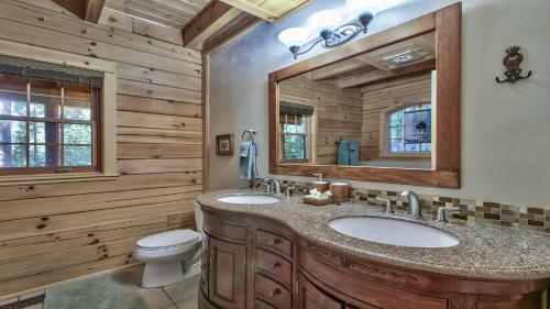 The Tahoe Moose Lodge