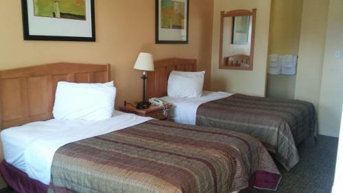 Hotel Traveler Inn