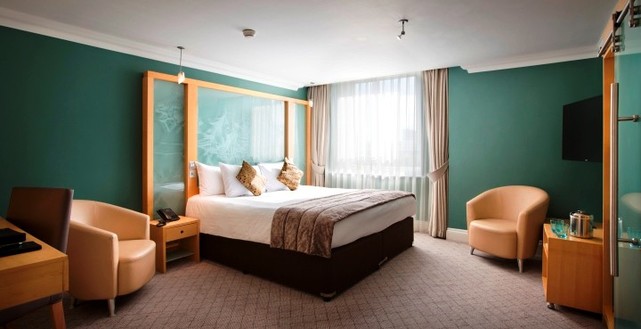 The Cumberland Hotel