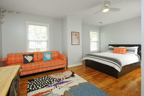 Bed & Breakfast Swamp Rabbit Inn
