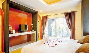 Hotel Full House Resort