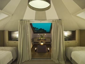 Eight Hotel Paraggi