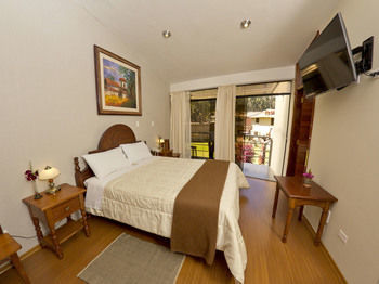 Inti�an Hotel