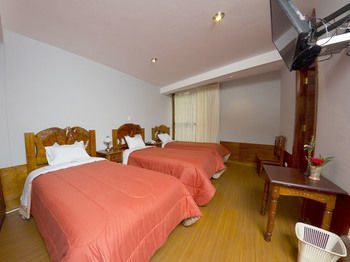Inti�an Hotel